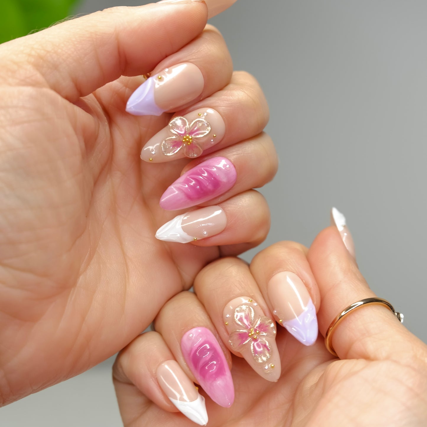 Fleur de French Tip