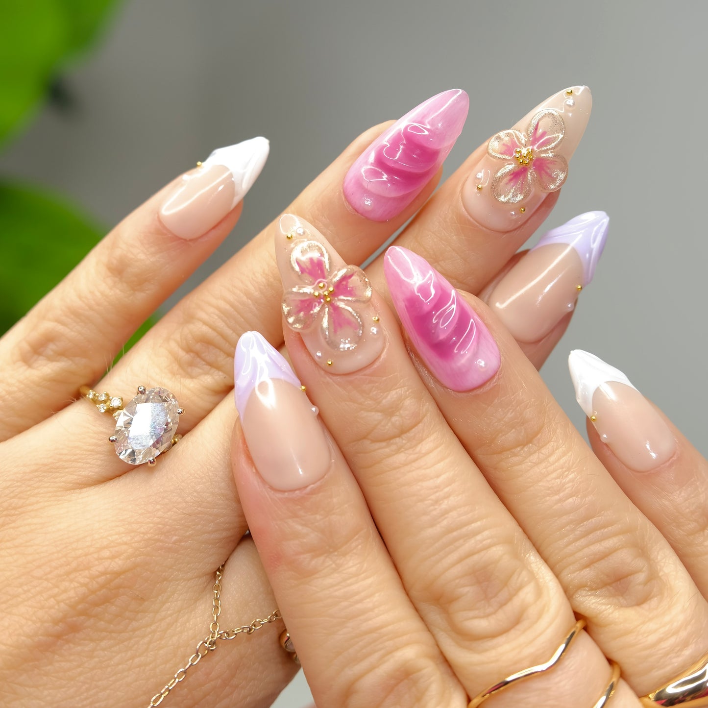 Fleur de French Tip