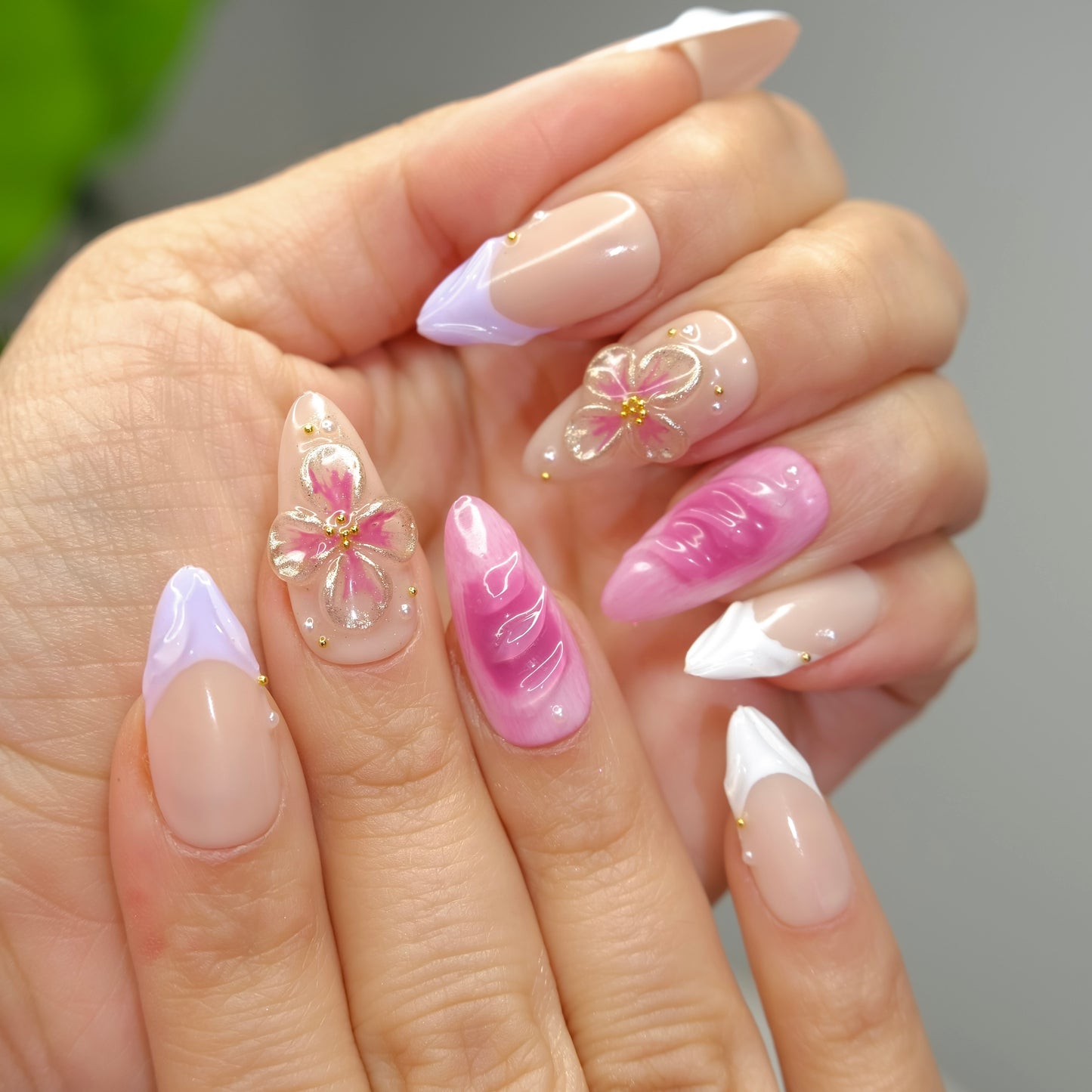 Fleur de French Tip