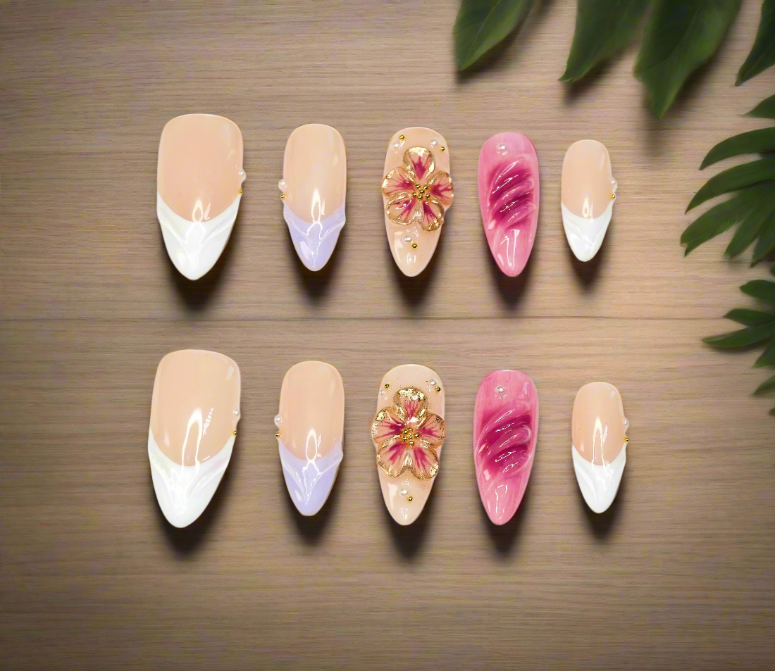Fleur de French Tip